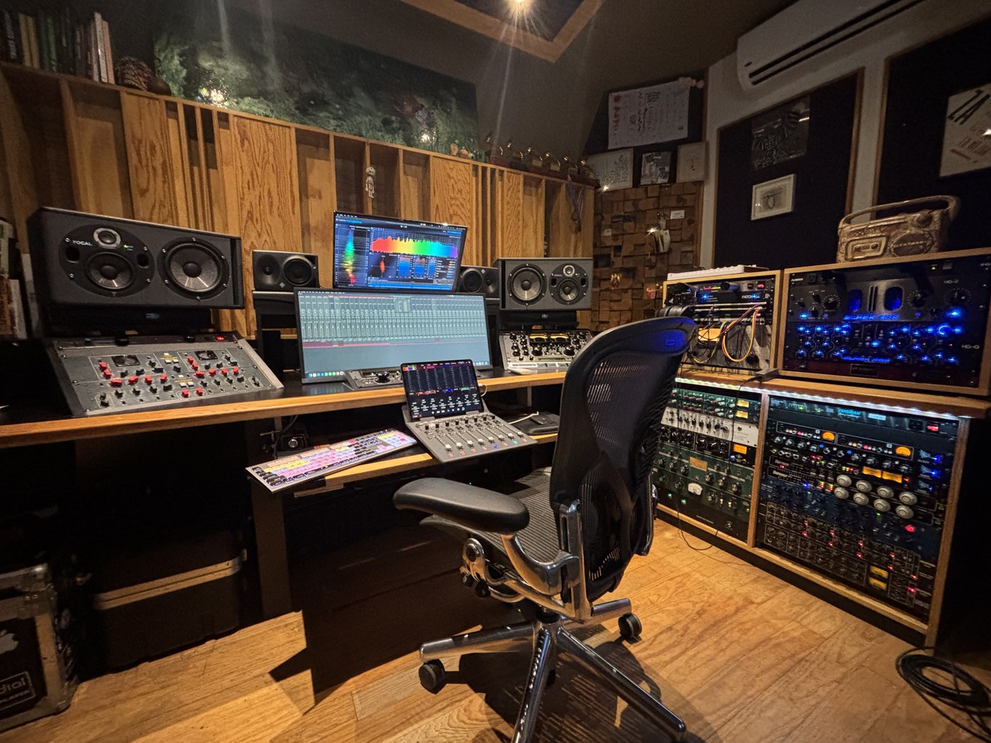 Mono MixRoom